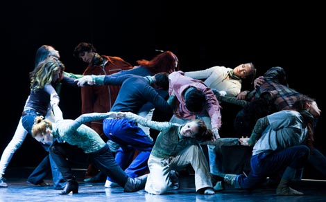 Hrvatsko narodno kazalište u Zagrebu: Apoksiomen, kor. i red. Claudio Bernardo, glazba Tamara Obrovac i Yves de Mey