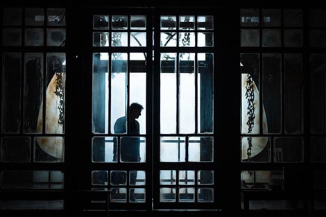 Jaunais Rīgas teātris, Riga, Latvija i Baryshnikov Productions, New York, SAD: Brodski / Barišnjikov, red. Alvis Hermanis, foto: Adi Bulboaca