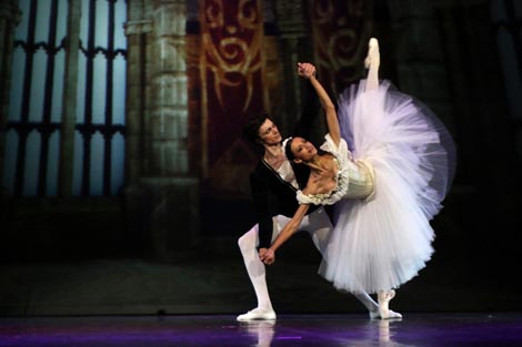 Hrvatsko narodno kazalište Ivana pl. Zajca: Gala balet – najljepši ulomci klasičnog i suvremenog repertoara, odabir Balázs Baranyai, Oksana Brandiboura Kožul, Dmitri Andrejčuk