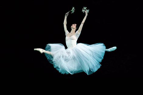 Akademski državni teatar Boljšoj, Moskva: Adolphe Adam, Giselle, kor. Juri Grigorovič