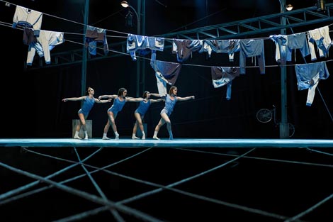 Hrvatsko narodno kazalište Ivana pl. Zajca, Rijeka: Grand finale: The Turtle and the Phone Booth, kor. Nadav Zelner, foto: Fanni Tutek-Hajnal