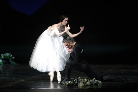 Mihaela Devald (Giselle) i Ilir Kerni (Albrecht); HNK u Zagrebu, Adolphe Adam; Giselle