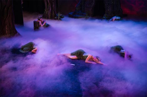 Hrvatsko narodno kazalište u Osijeku: Bela pl. Adamović, Jela, kor. i red. Vuk Ognjenović, foto: facebook