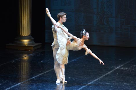 Robert Bruist, brončana medalja u C kategoriji, i Mai Kageyama, srebrna medalja u C kategoriji, foto: Saša Novković