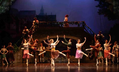 Hrvatsko narodno kazalište Split: Aleksandar Krein, Laurencia, kor. Vakhtang Čabukiani, Nina Ananiašvili