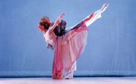 Lidija Mila Milovac i Svebor Sečak; Amadeus monumentum, kor. Milko Šparemblek, Hrvatsko narodno kazalište u Zagrebu