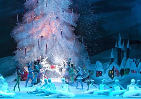 Akademski državni teatar Boljšoj, Moskva, Orašar, kor. Juri Grigorovič