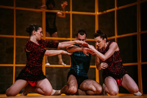 Hrvatsko narodno kazalište u Varaždinu, Kazalište Marina Držića, Dubrovnik, Hrvatsko narodno kazalište Split: William Shakespeare, Maša Kolar, Othello, kor. Maša Kolar, fot: Marjan Marinović