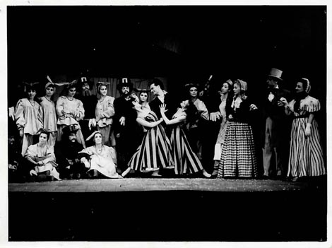 Scena iz baleta Pertuška - Igor Stravinski, Petruška, kor. Octavio Cintolesi, Hrvatsko narodno kazalište u Zagrebu, iza 1956.