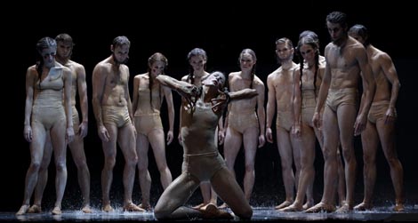 Hrvatsko narodno kazalište u Zagrebu: Igor Stravinski, Posvećenje proljeća, kor. Edward Clug, foto: © Mirko Cvjetko