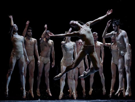 Hrvatsko narodno kazalište u Zagrebu: Igor Stravinski, Posvećenje proljeća, kor. Edward Clug, foto: © Mirko Cvjetko