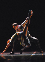 Baletna Vačer, Sinfonia da Requiem, koreograf Vasco Wellenkamp, Ersilia Nikpalj, Dan Rus, foto Saša Novković