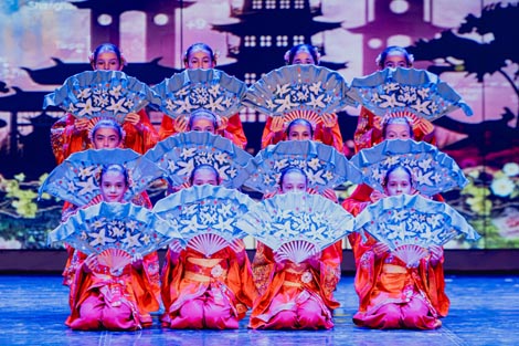 Hrvatsko narodno kazalište Split, Hrvatsko narodno kazalište u Osijeku: Davor Bobić, Snježna kraljica, kor. i red. Svebor Sečak, foto: Milan Šabić