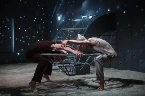 Državno dramsko kazalište Prijut komedijanta_ Solaris, kor. i red. Jurij Smekalov, foto: hnk.hr