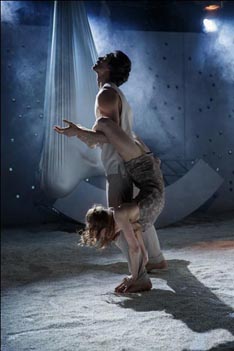 Državno dramsko kazalište Prijut komedijanta_ Solaris, kor. i red. Jurij Smekalov, foto: hnk.hr