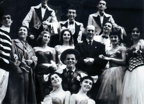 Maks Kirbos s riječkim ansamblom u kojem je i Tamara Jovanović