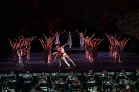 Hrvatsko narodno kazalište Split: Frédéric Chopin / Charles Gounod, Chopiniana i Valpurgina noć, kor. Denis Matvienko prema Leonidu Lavrovskom (Valpurgina noć)